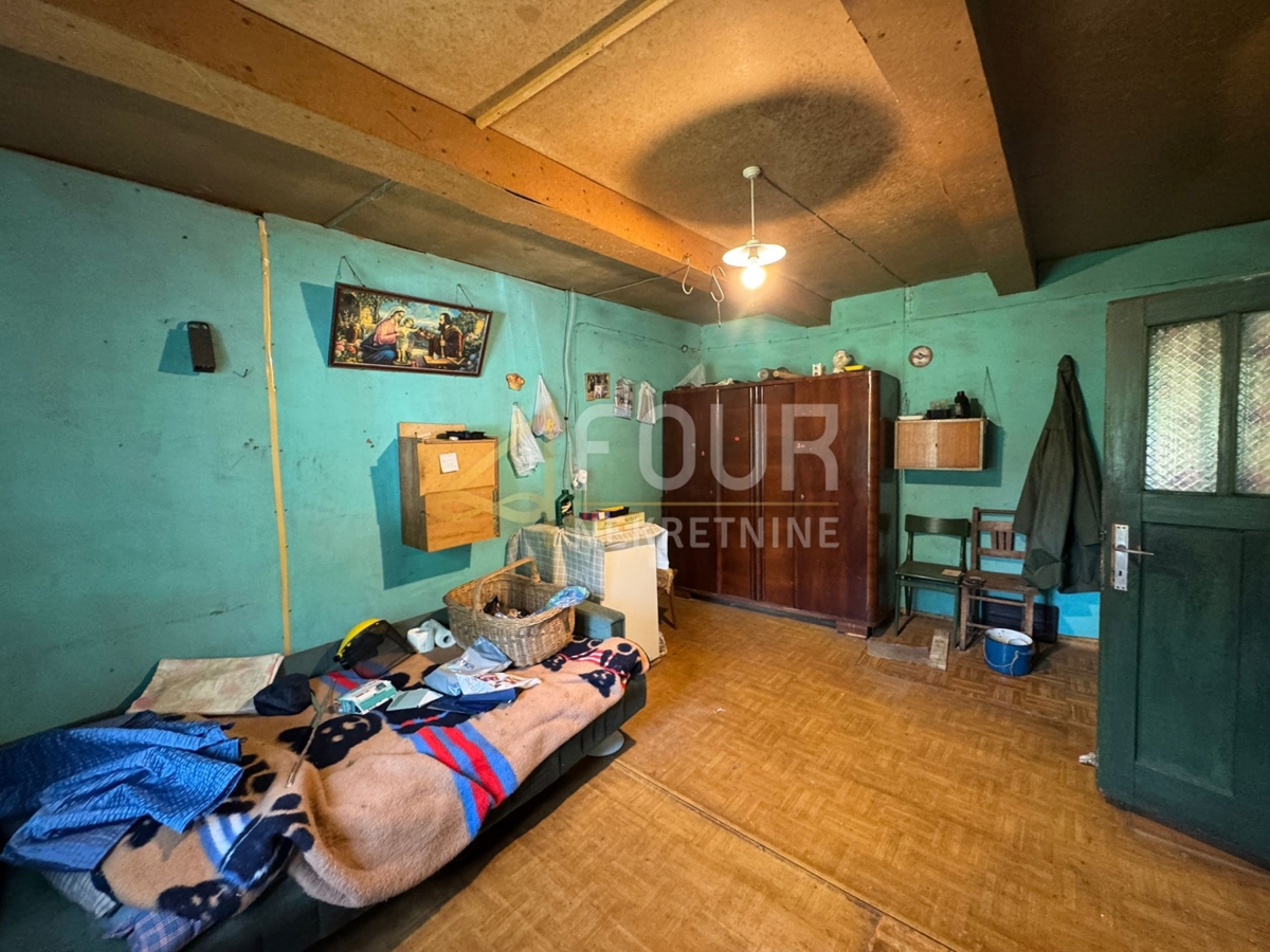Hiša Tounj, 70m2