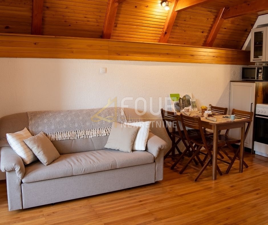 Hiša Belo, Delnice, 130m2