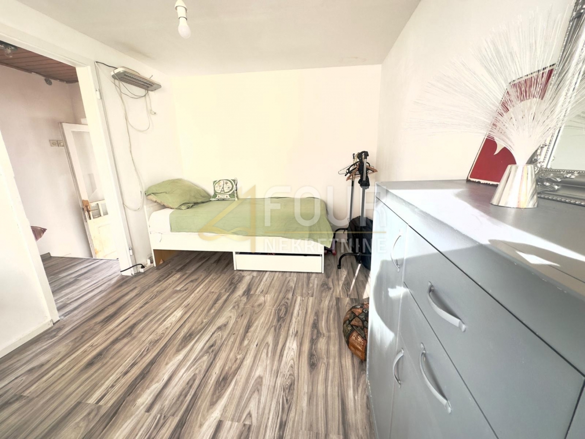 Hiša Centar, Pula, 104m2