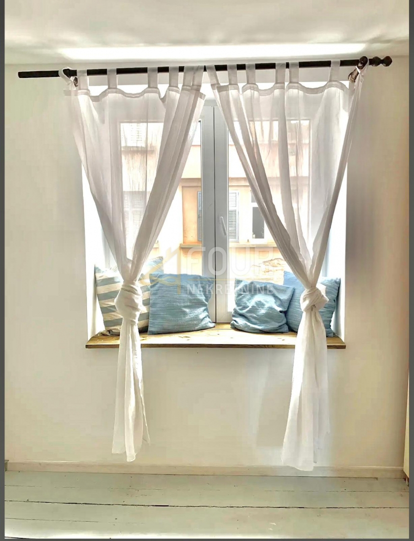 Hiša Centar, Pula, 104m2