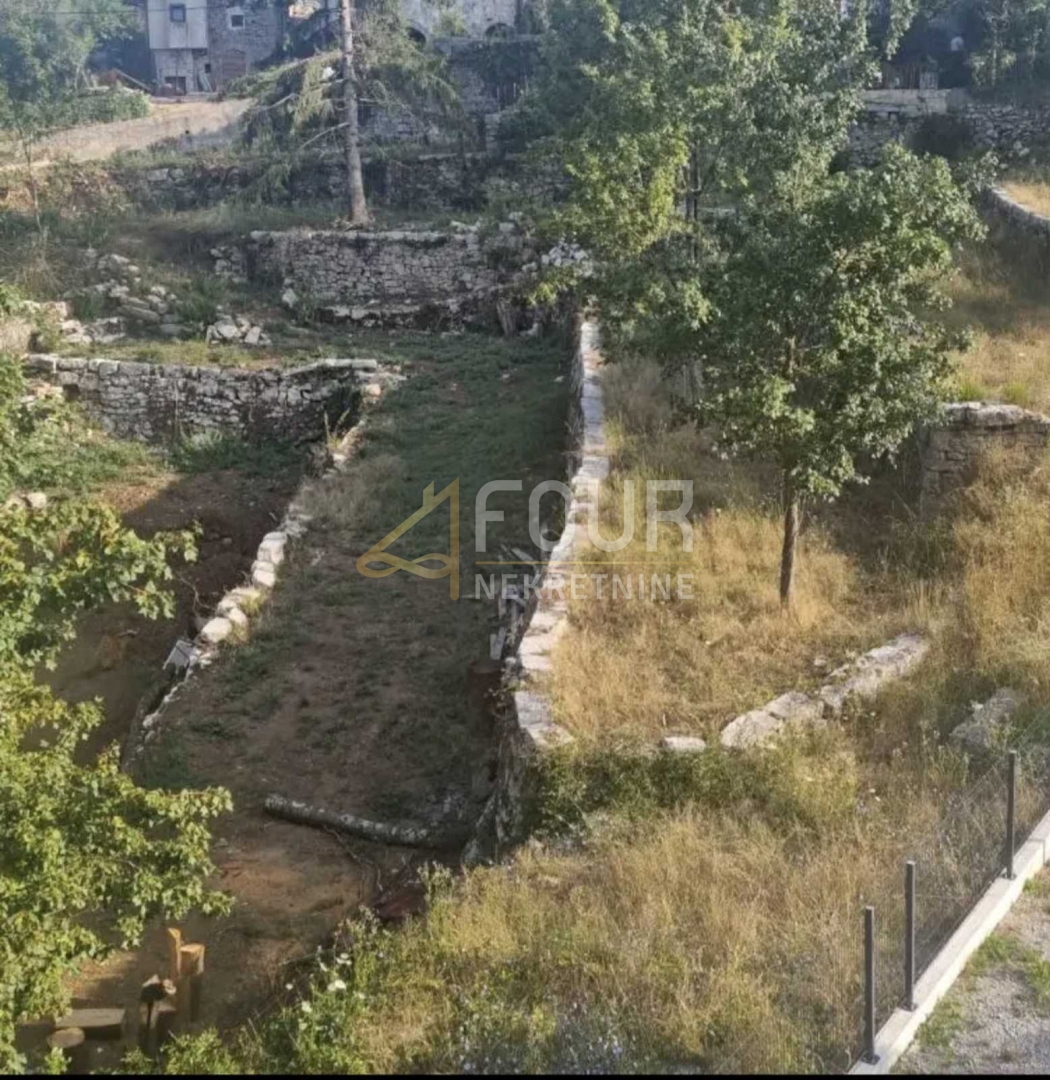 Zemljišče Jurdani, Matulji, 1.560m2