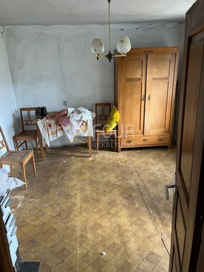 Hiša Stari Laz, Ravna Gora, 100m2