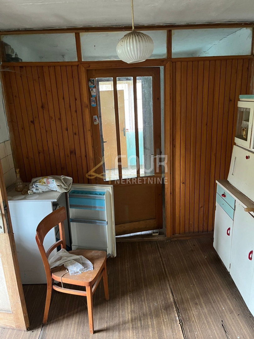 Hiša Stari Laz, Ravna Gora, 100m2