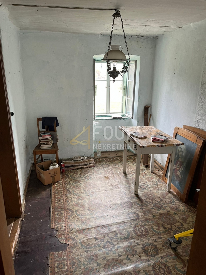 Hiša Stari Laz, Ravna Gora, 100m2