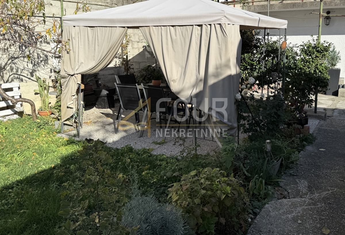 Hiša Trešnjevka, Trešnjevka - Sjever, 165m2