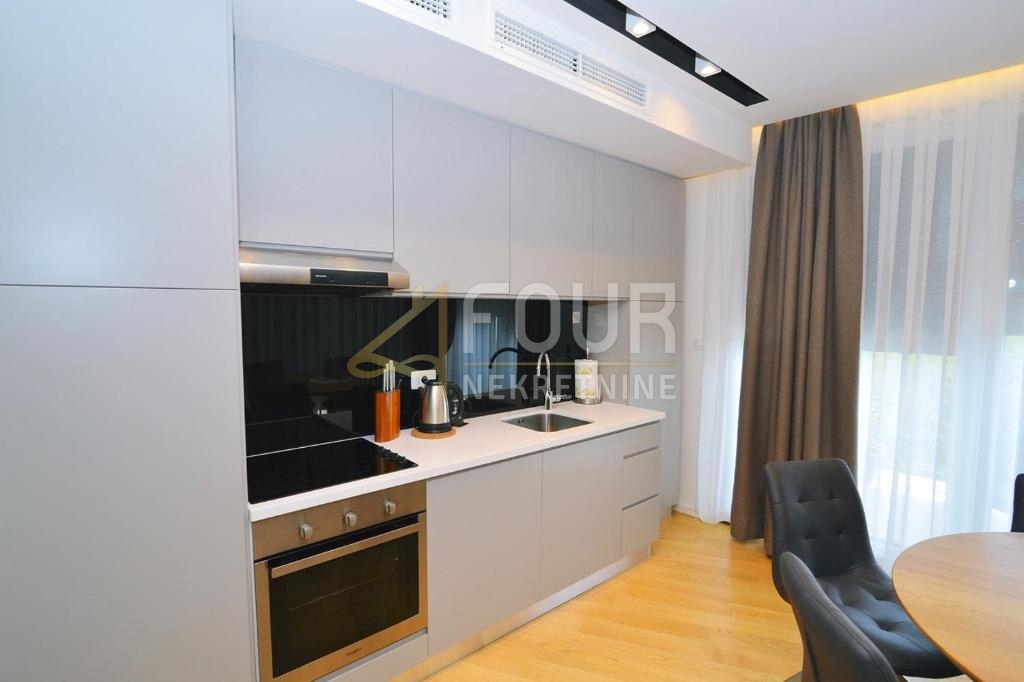 Hiša Opatija - Centar, Opatija, 2.000m2