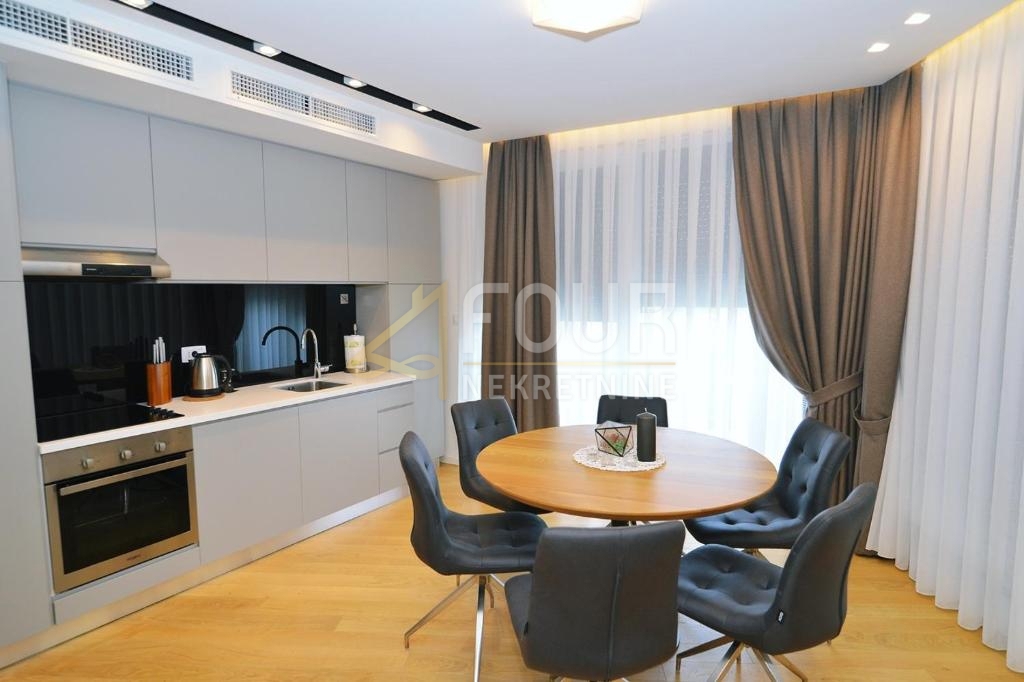 Hiša Opatija - Centar, Opatija, 2.000m2