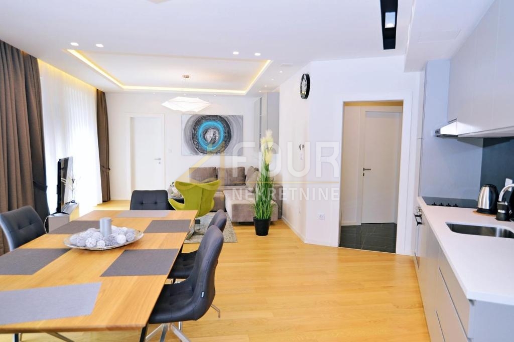 Hiša Opatija - Centar, Opatija, 2.000m2