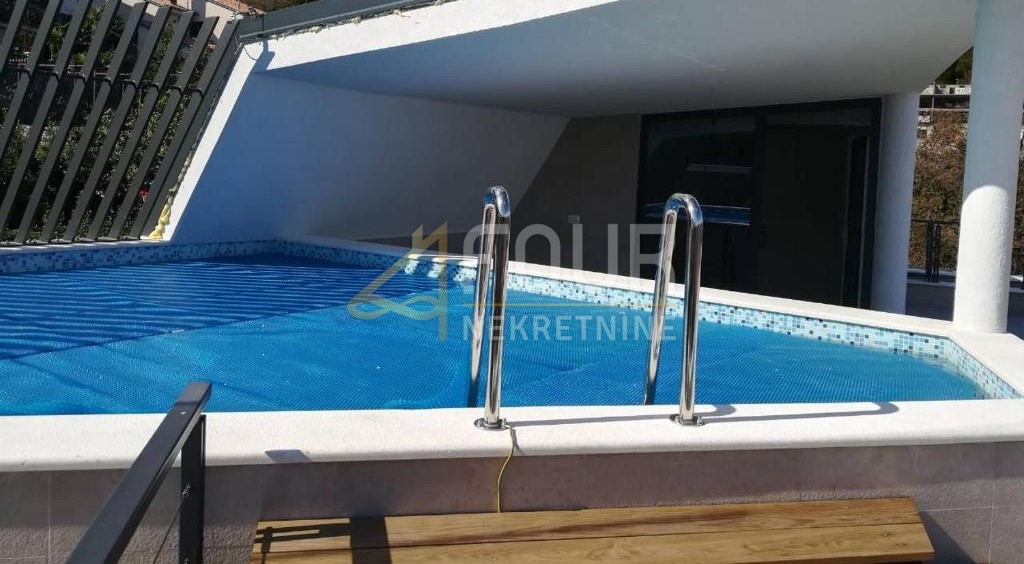 Hiša Opatija - Centar, Opatija, 2.000m2