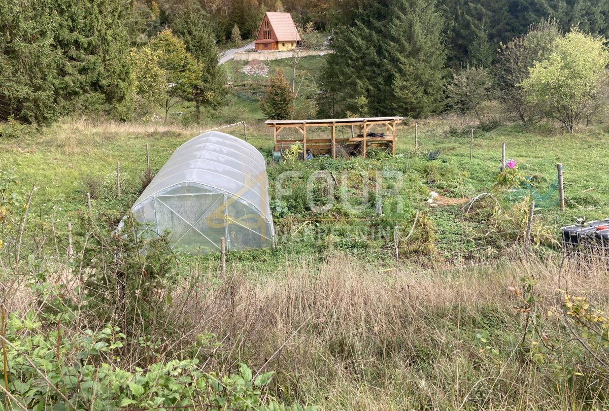 Zemljišče Crni Lug, Delnice, 2.423m2