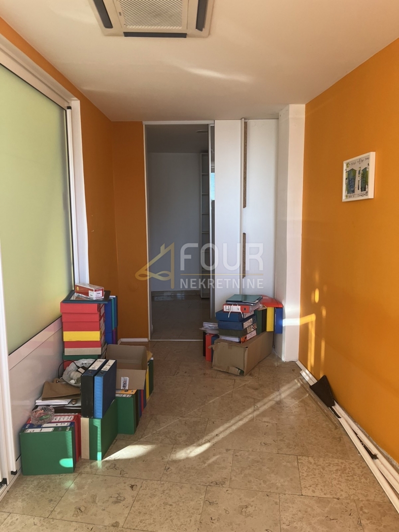 Poslovni prostor Krnjevo, Rijeka, 135,93m2