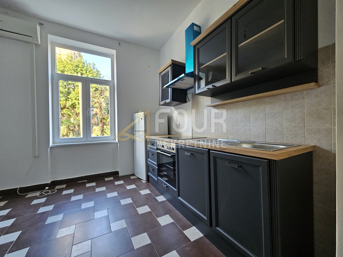 Stanovanje Opatija - Centar, Opatija, 33,39m2