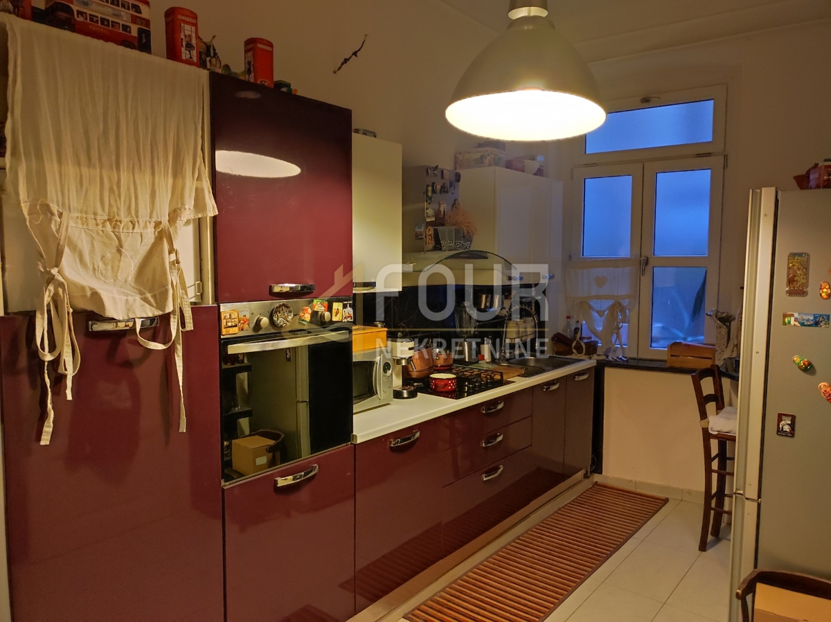 Stanovanje Centar, Rijeka, 87,65m2