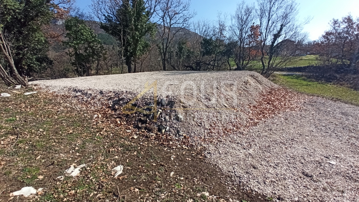 Istra, Roč, zemljišče za gradnjo, 569m2