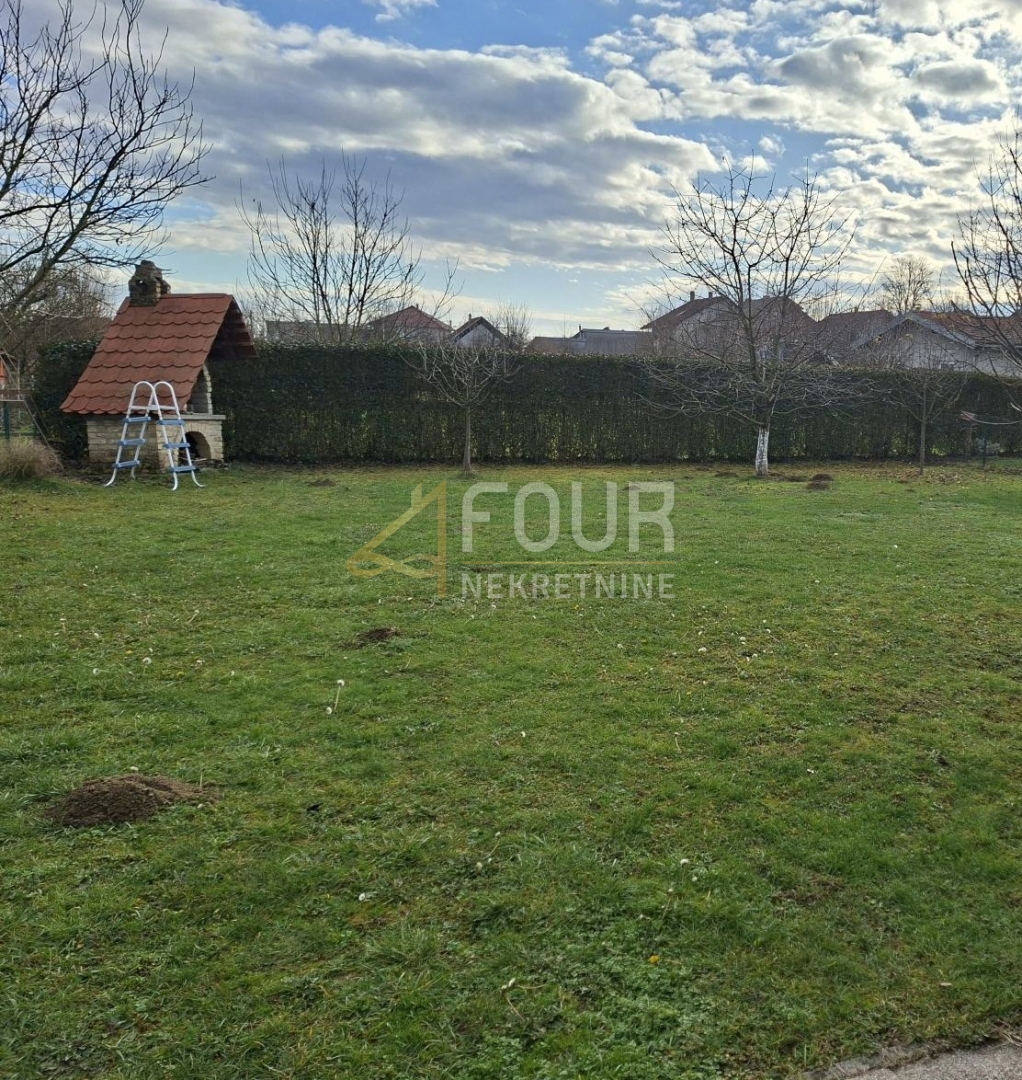 Sveta Nedelja, Kerestinec, dvonadstropni, 3 spalnice, 103,85m2