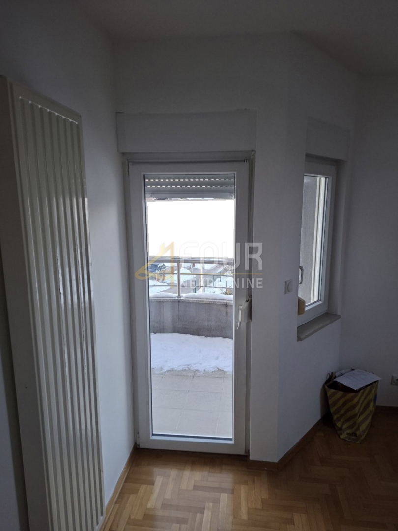 Sveta Nedelja, Kerestinec, dvonadstropni, 3 spalnice, 103,85m2