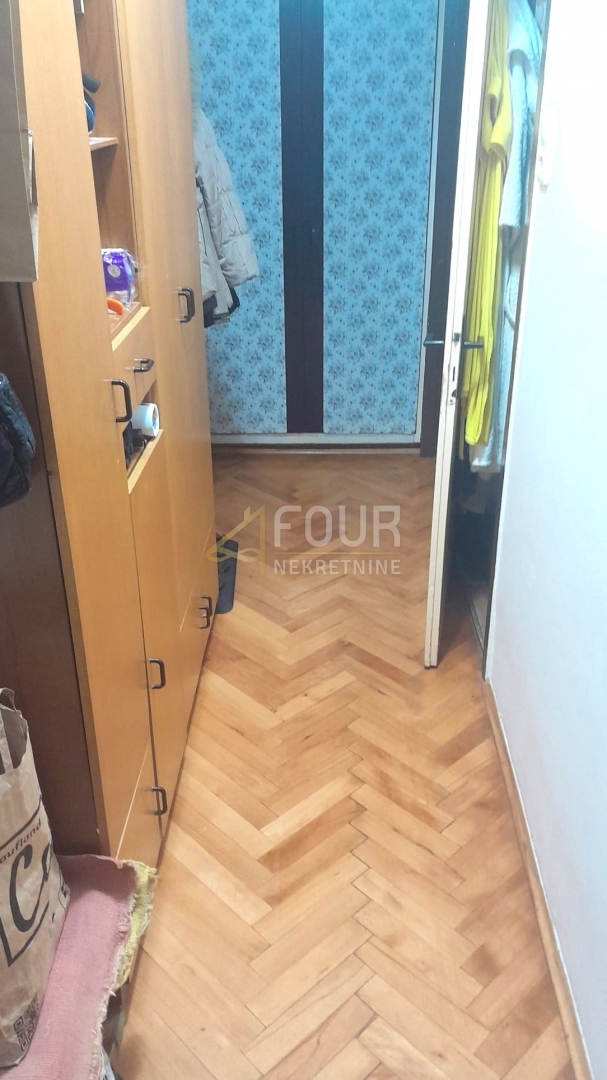 Zagreb, Peščenica - Žitnjak, 2 spalnici, balkon