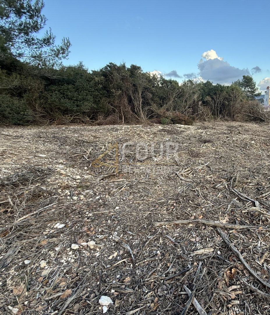 Zemljišče Veli vrh, Pula, 1.093m2