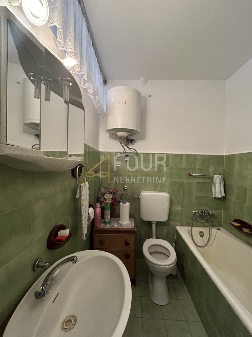 Reka, Podmurvice, 59,51m2, 2sobno, loža.