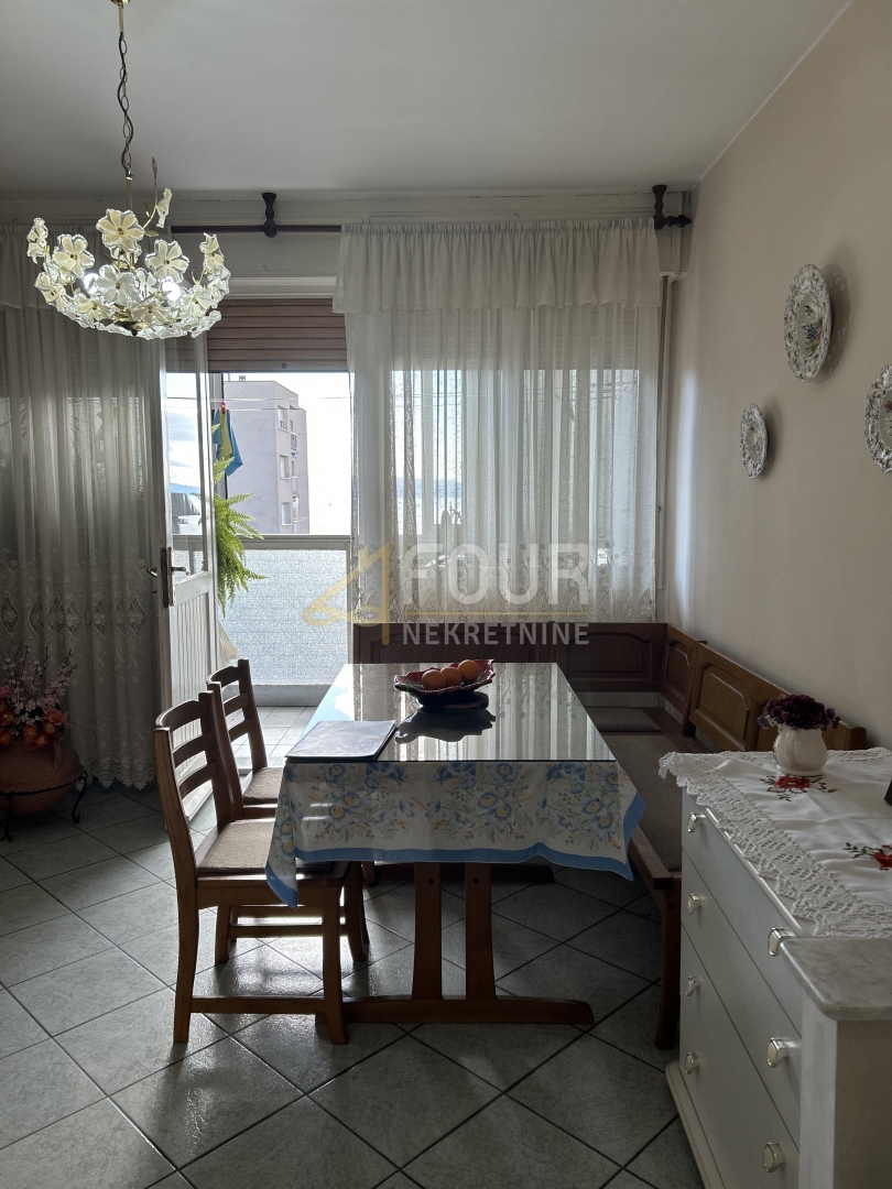 Reka, Podmurvice, 59,51m2, 2sobno, loža.