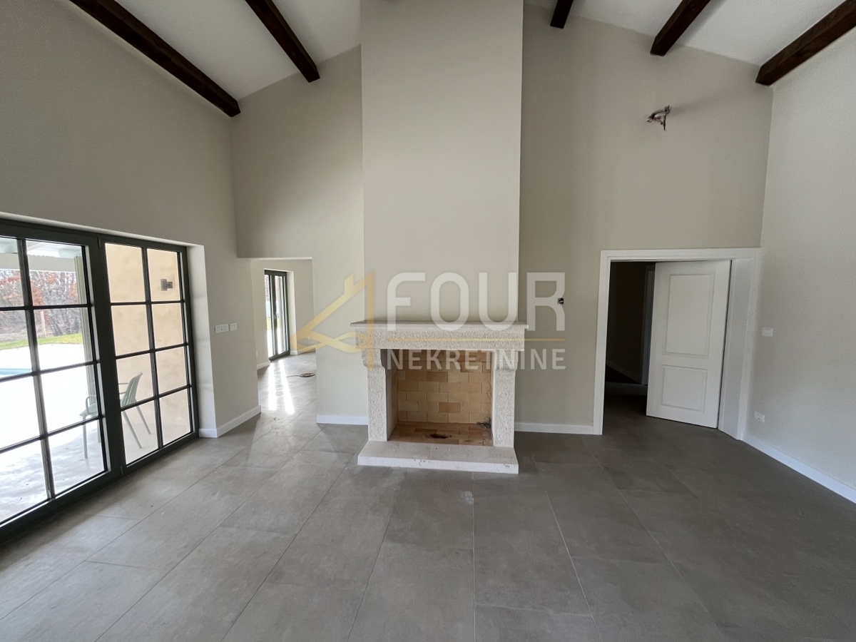 Istra, Pazin - okolica, samostojna hiša z bazenom