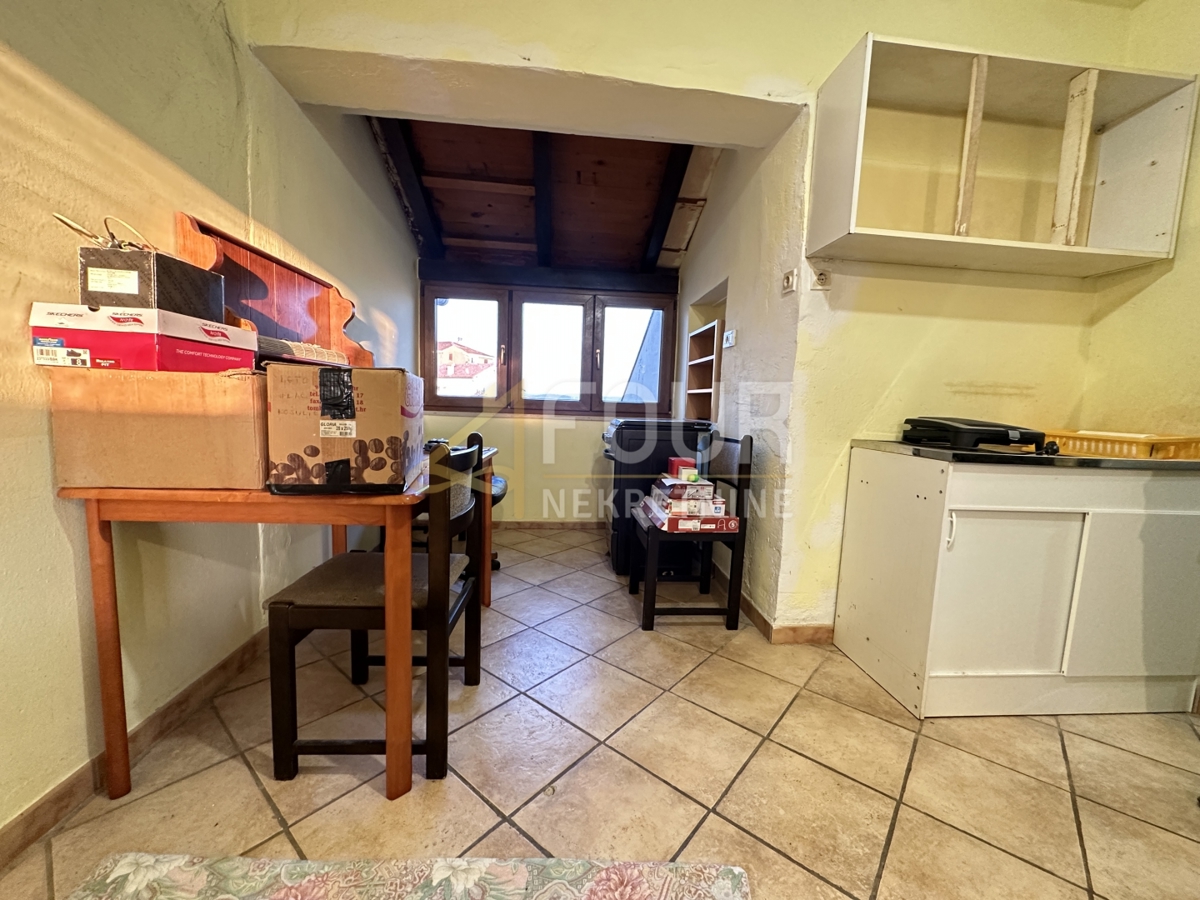 Istra, Rovinj, 1s+db, 40m2, balkon, pogled na morje