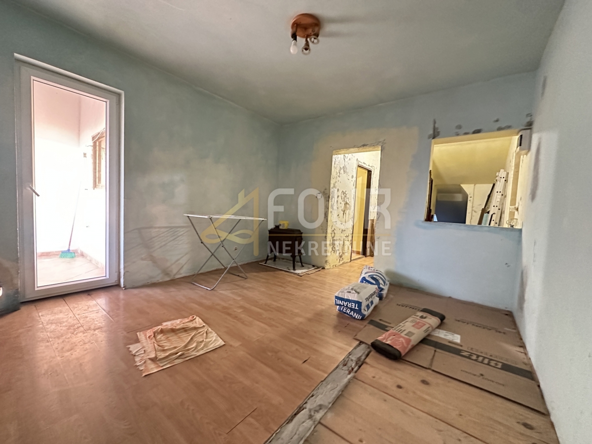 Istra, Rovinj, 1s+db, 40m2, balkon, pogled na morje