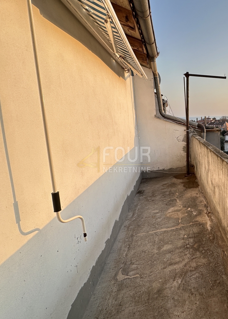Istra, Rovinj, 1s+db, 40m2, balkon, pogled na morje