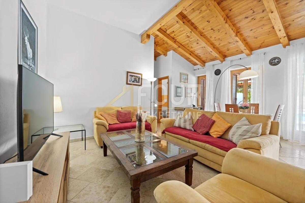 Istra, Kanfanar, samostojna hiša s bazenom