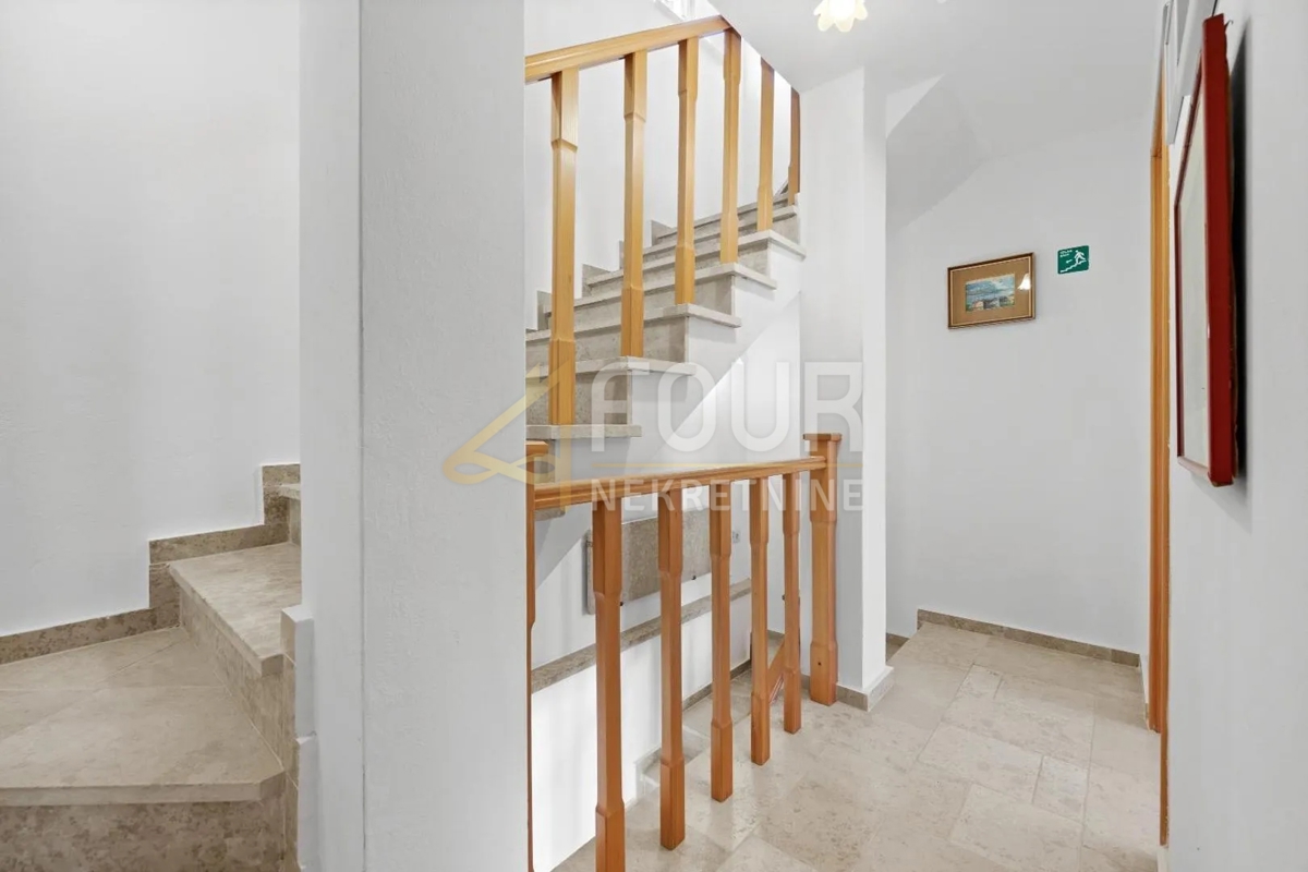 Istra, Kanfanar, samostojna hiša s bazenom