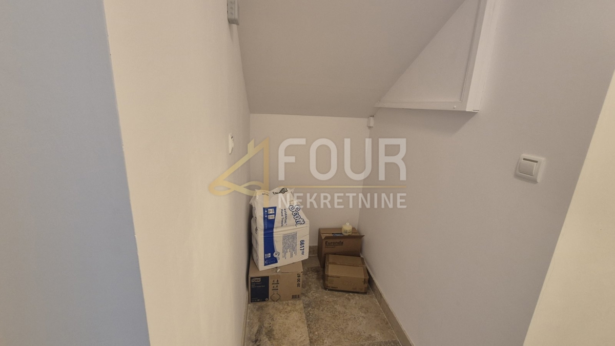 Reka, Kantrida, dvonadstropni poslovni prostor, 98m2