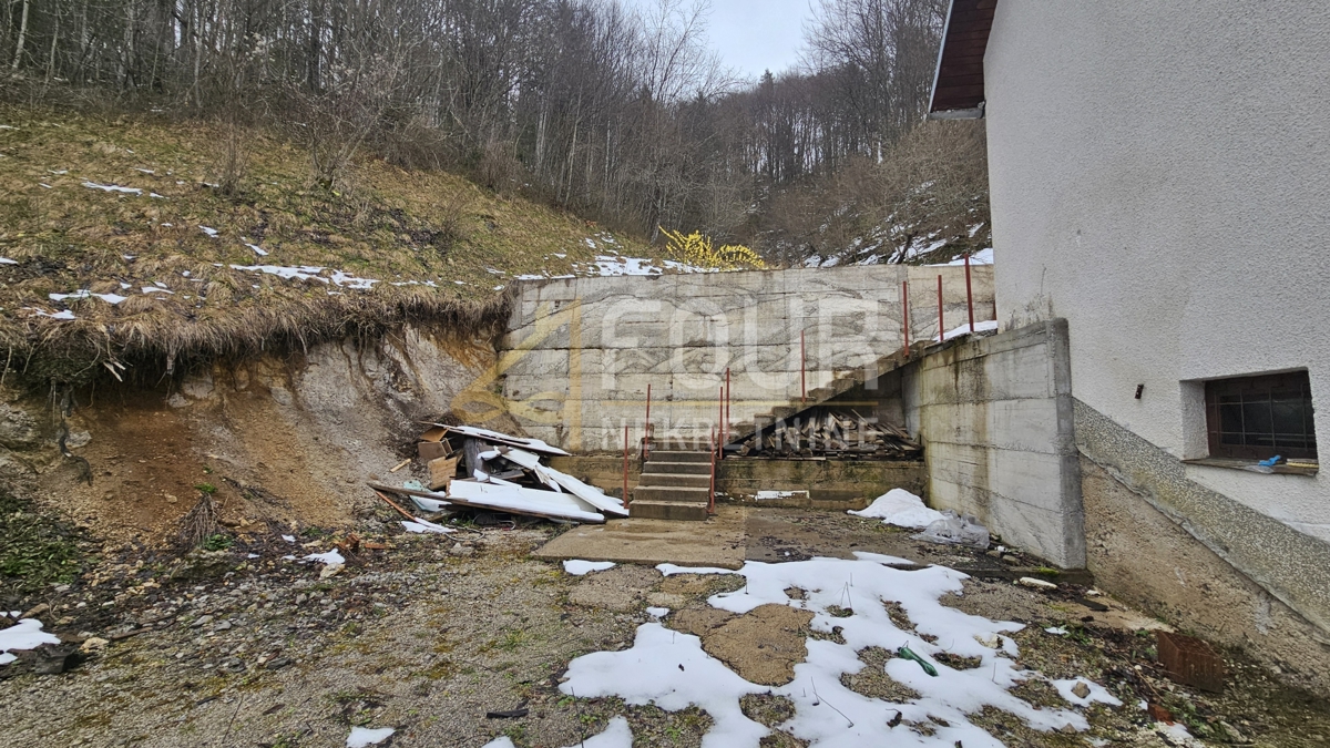 Gorski Kotar, Brod Moravice, samostojna hiša