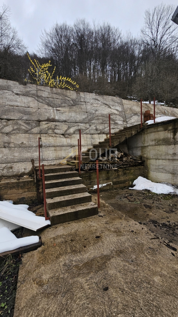 Gorski Kotar, Brod Moravice, samostojna hiša