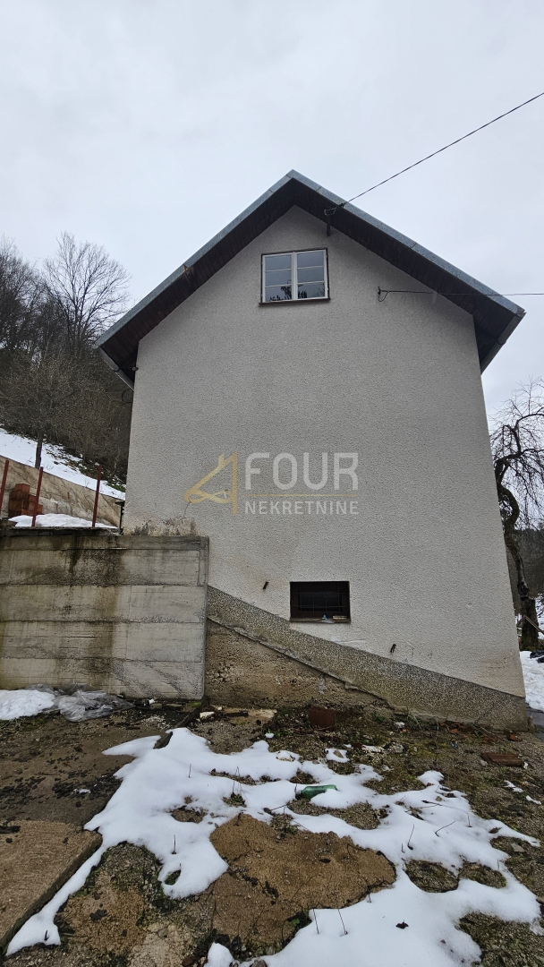 Gorski Kotar, Brod Moravice, samostojna hiša