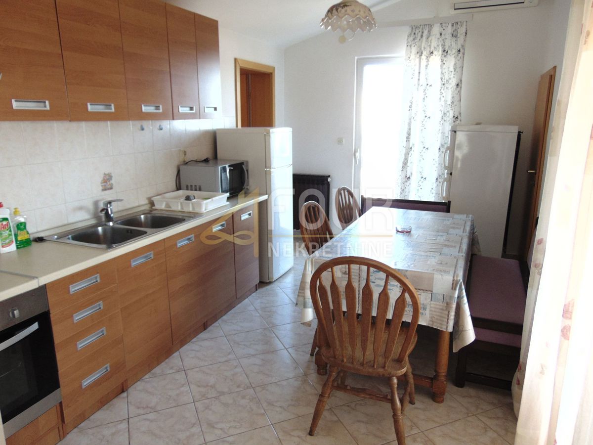 Hiša Veli vrh, Pula, 420m2