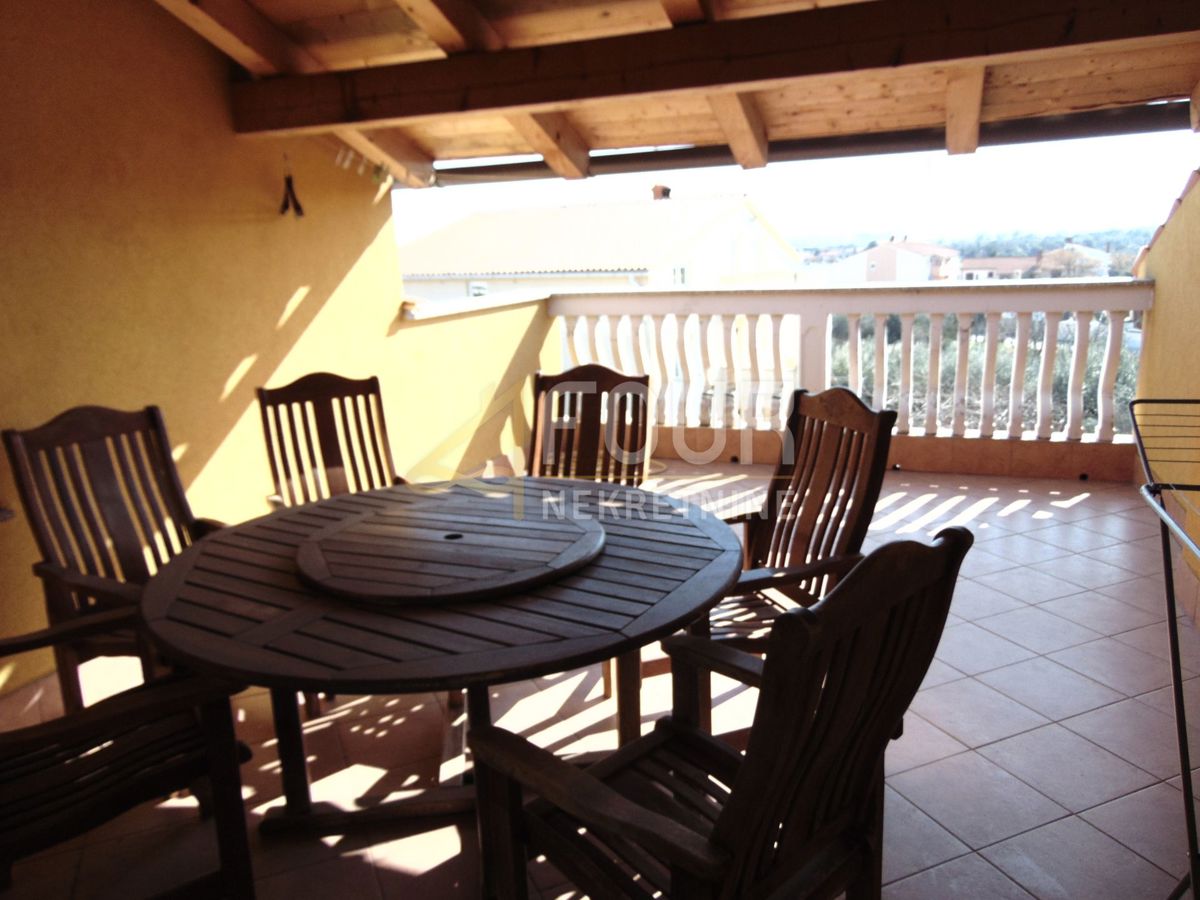 Hiša Veli vrh, Pula, 420m2