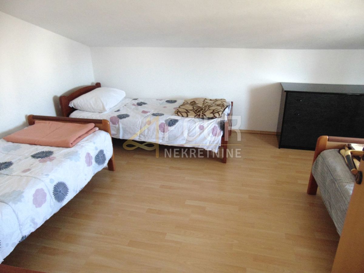 Hiša Veli vrh, Pula, 420m2