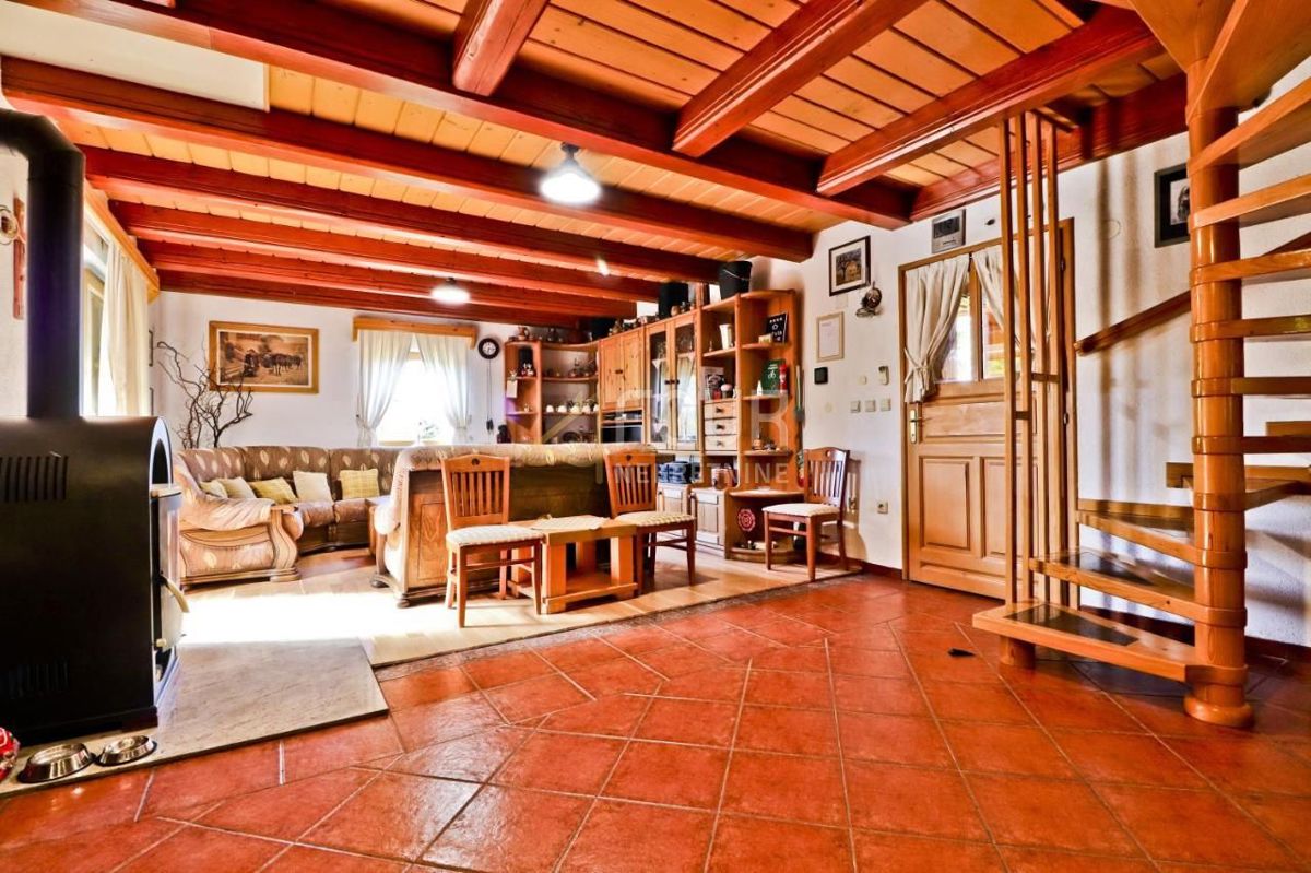 Hiša Gornja Voća, Donja Voća, 150m2
