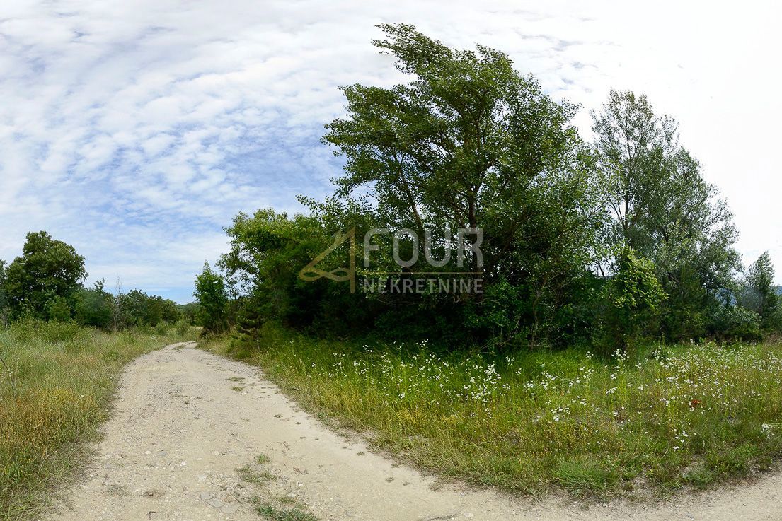 Zemljišče Kršan, 10.091m2
