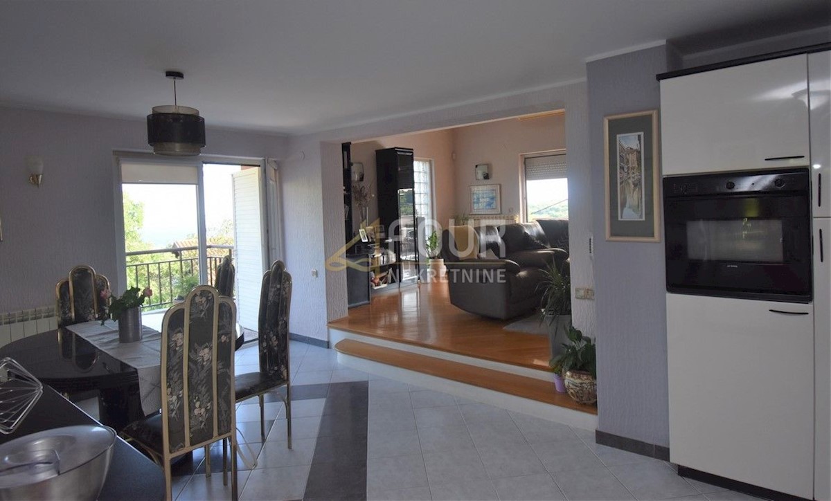 Hiša Škurinje, Rijeka, 250m2