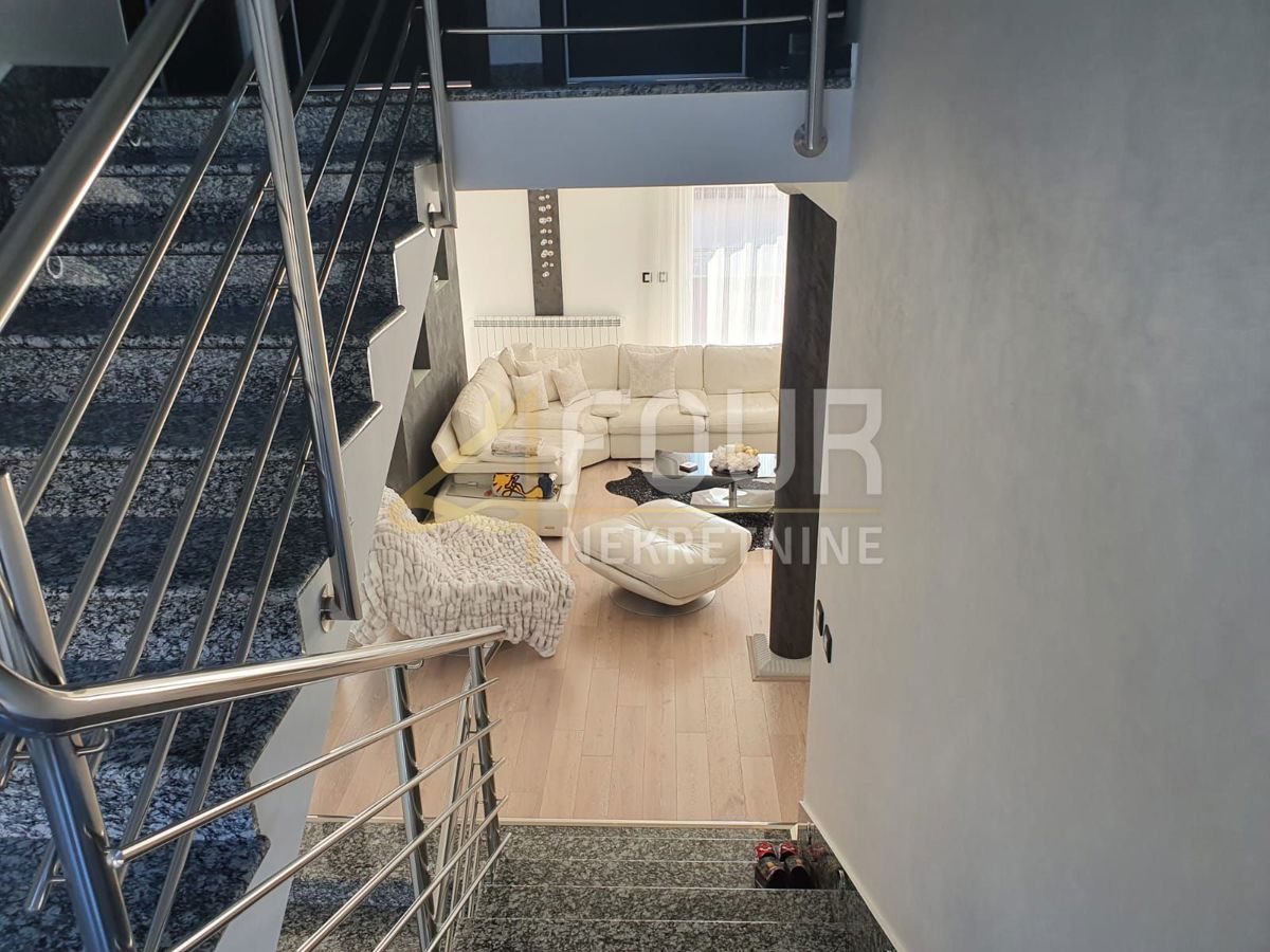 Hiša Drenova, Rijeka, 395m2