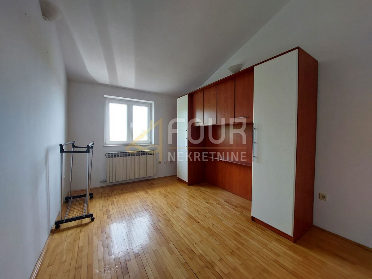 Hiša Škurinje, Rijeka, 247,82m2