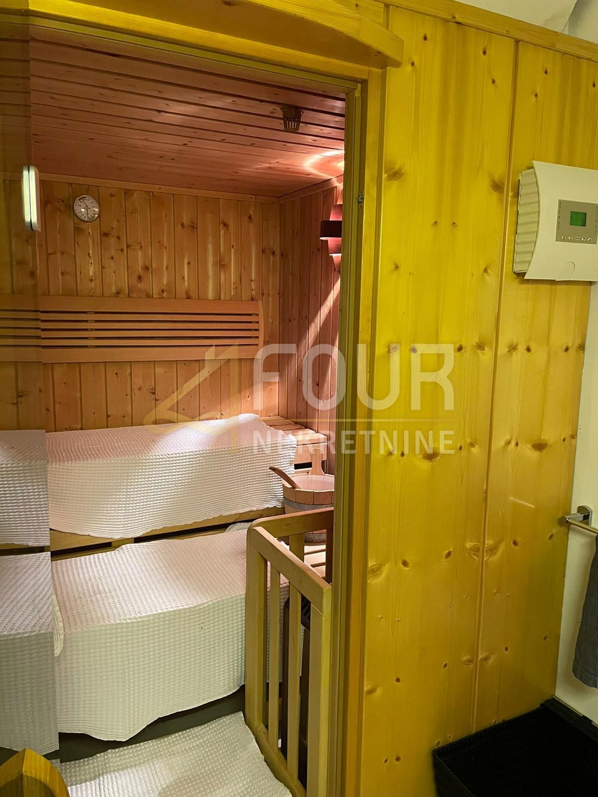Stanovanje Opatija - Centar, Opatija, 72,66m2