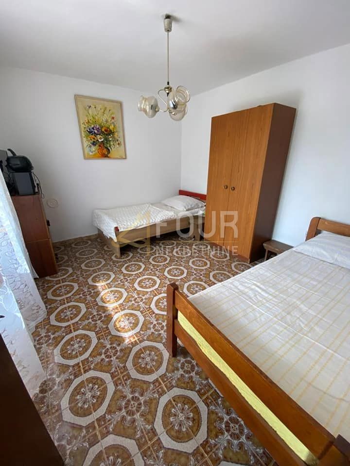 Hiša Buje, 150m2