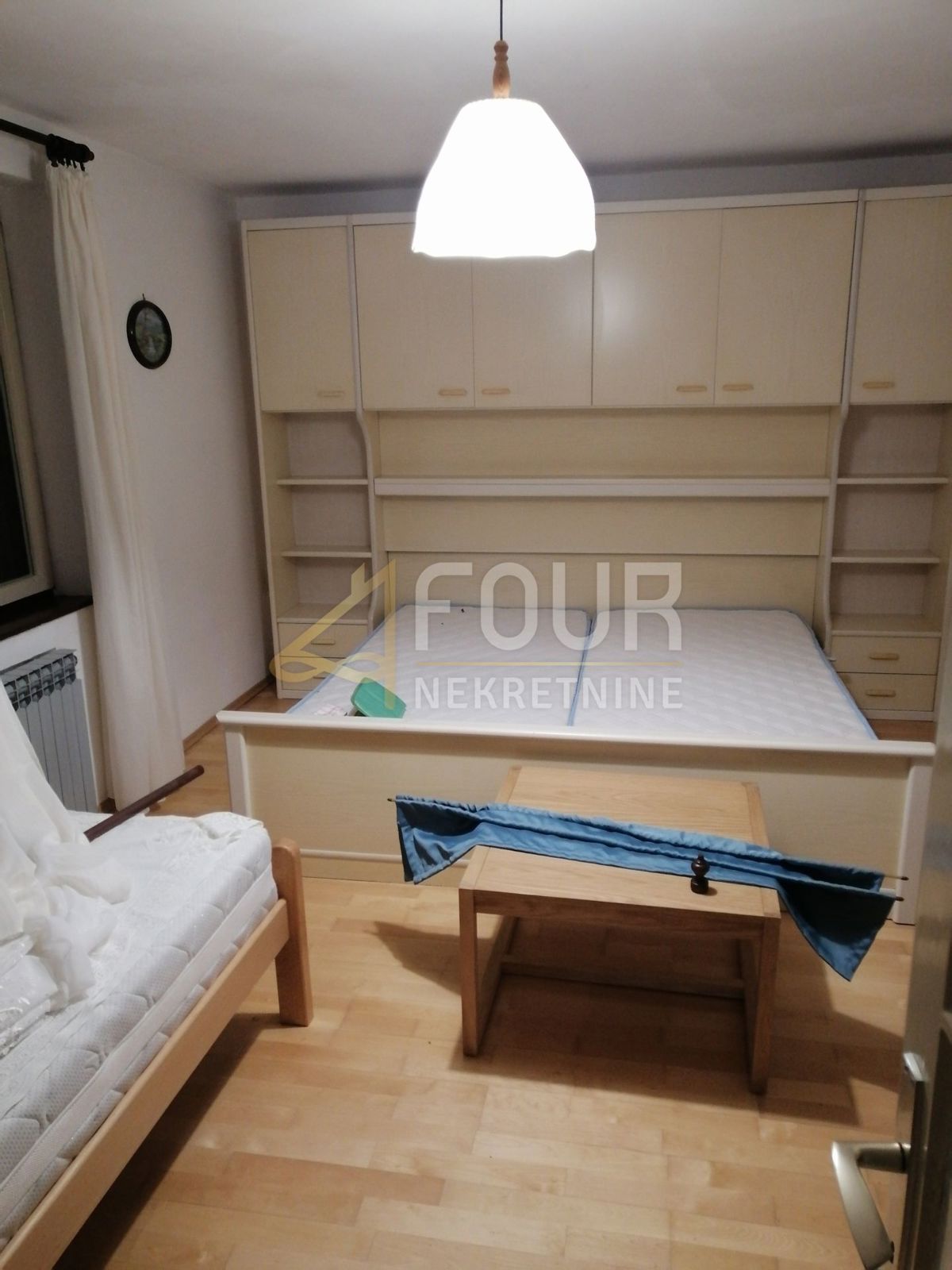 Hiša Brod na Kupi, Delnice, 400m2