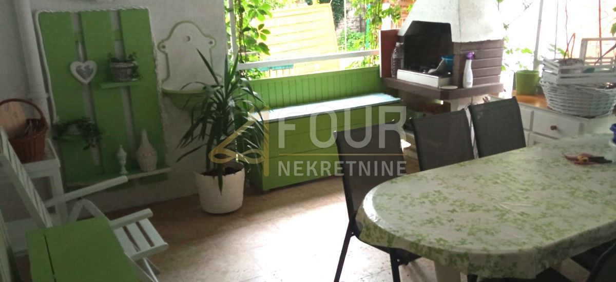 Stanovanje Centar, Pula, 82,07m2
