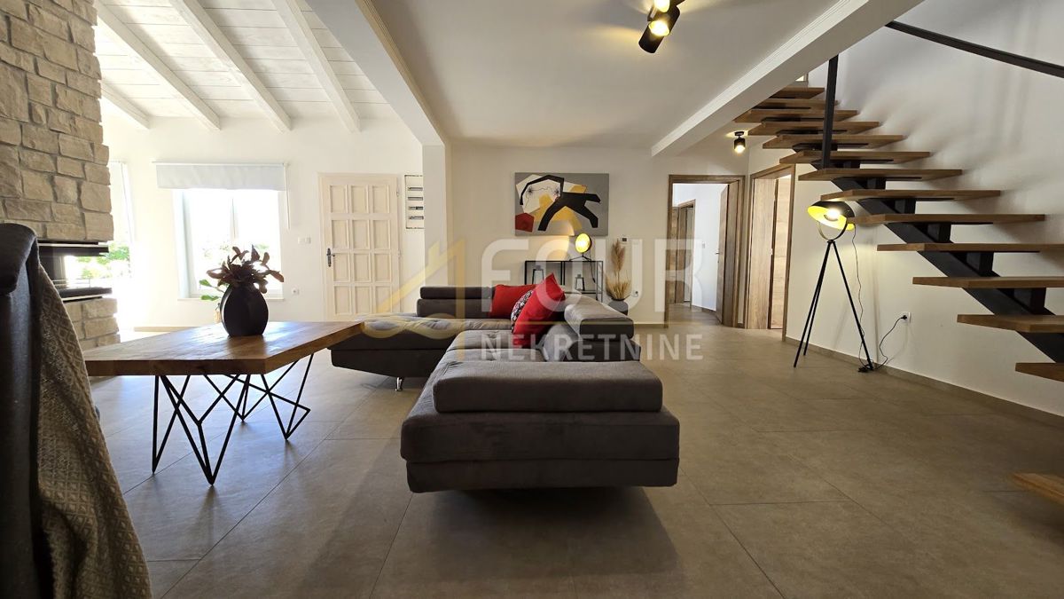 Hiša Jadranovo, Crikvenica, 200m2