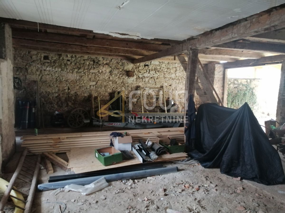 Hiša Severin na Kupi, Vrbovsko, 250m2