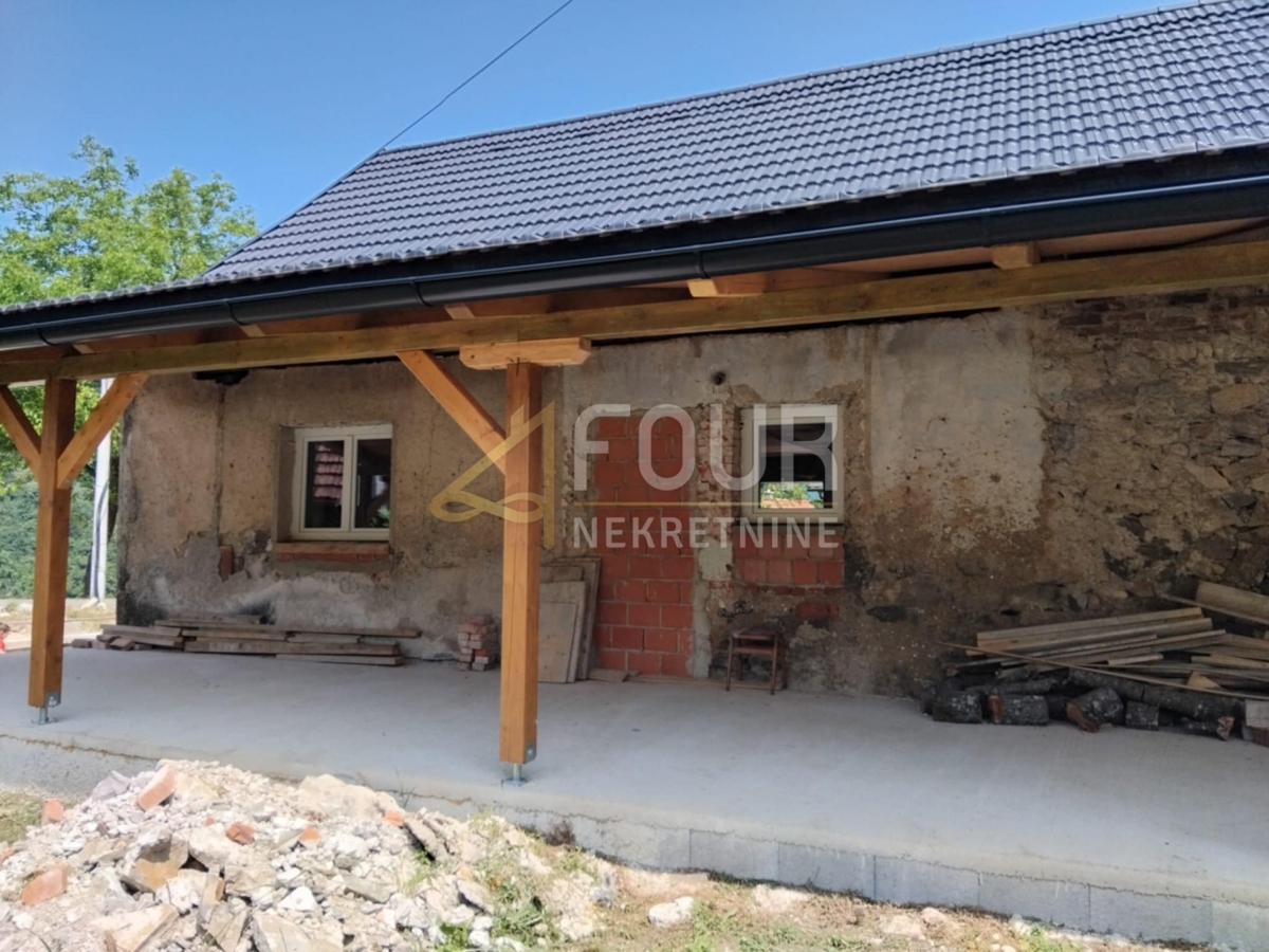 Hiša Severin na Kupi, Vrbovsko, 250m2