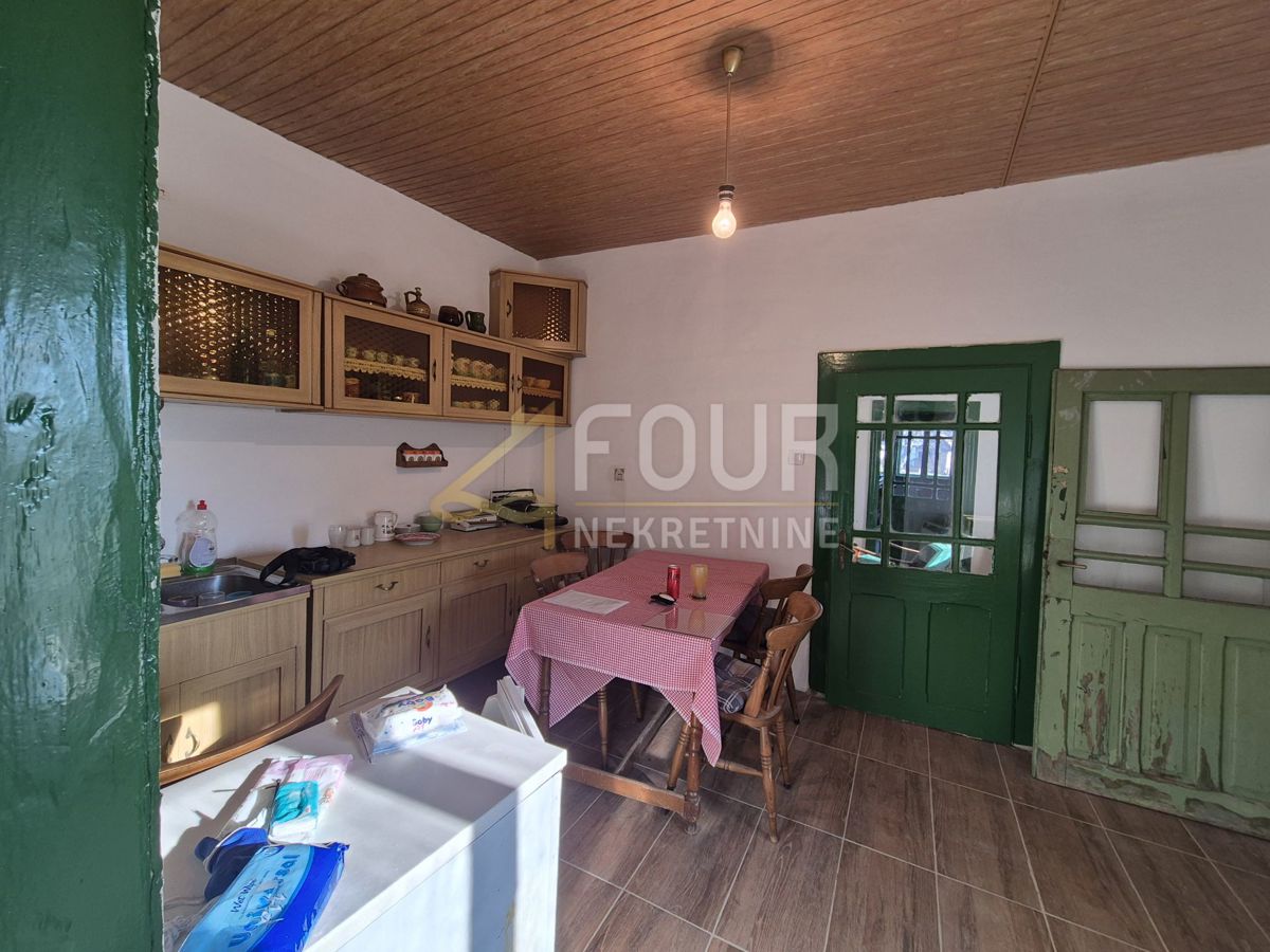 Hiša Zmajevac, Kneževi Vinogradi, 120m2